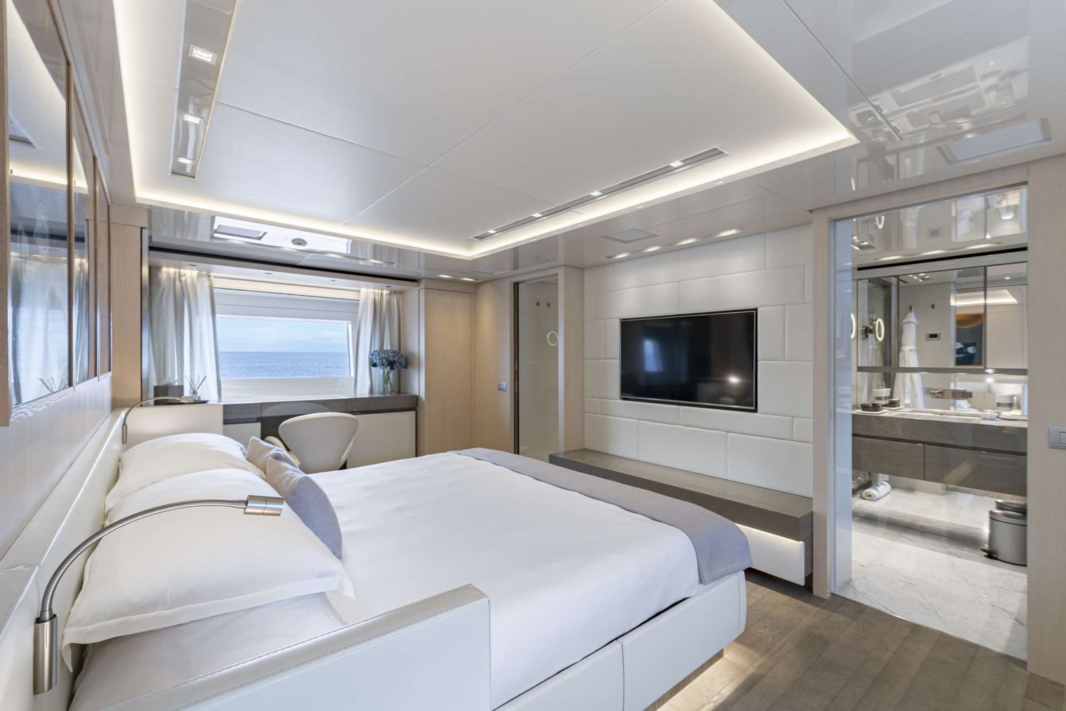 yacht-104592