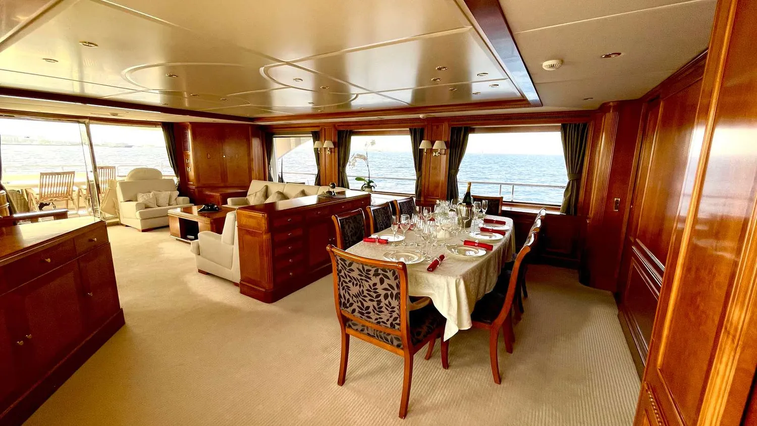 yacht-104796