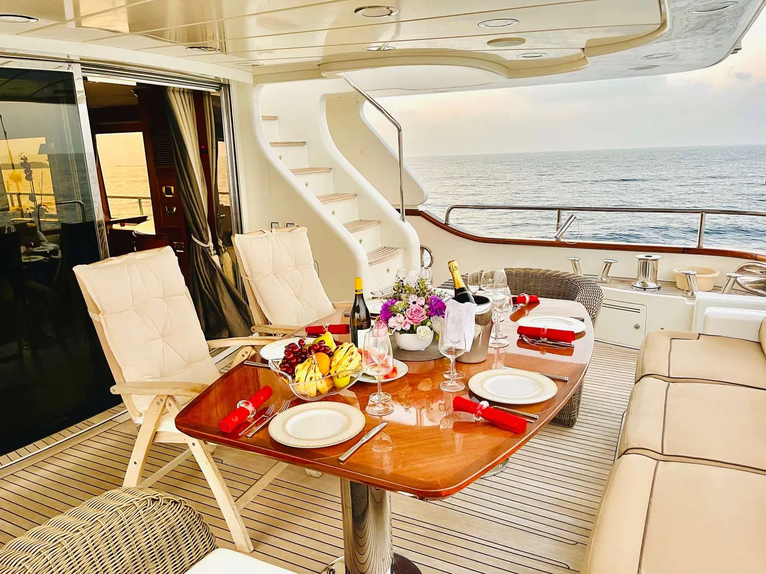 yacht-104797