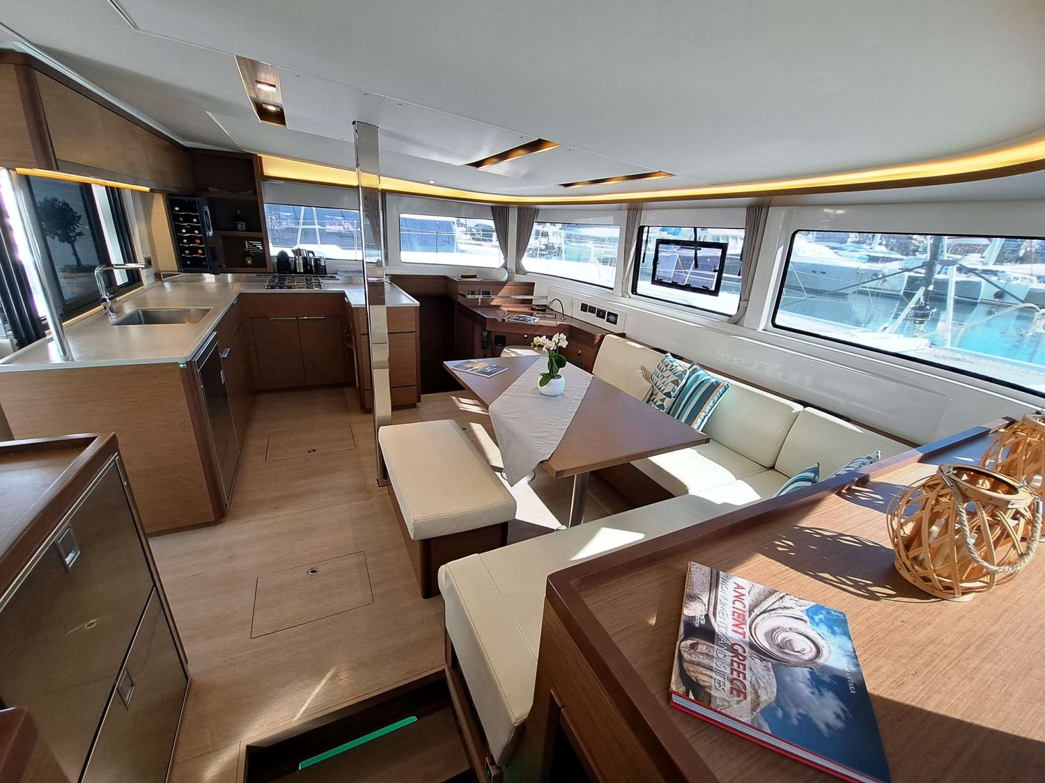 yacht-105132