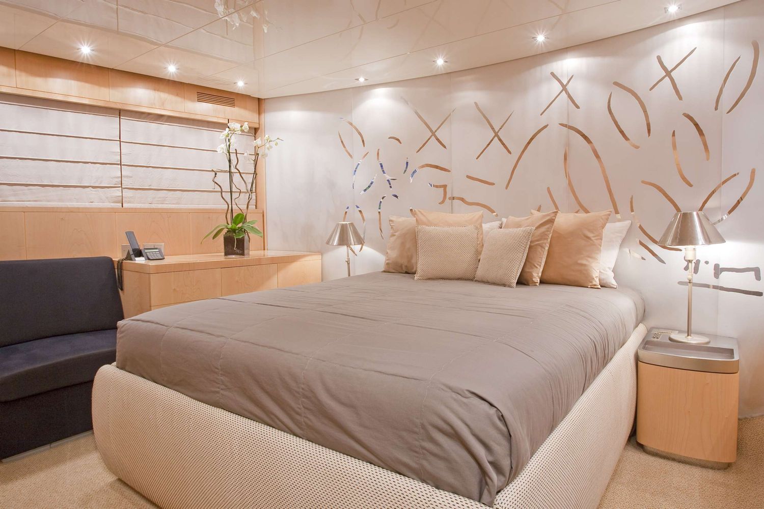 yacht-44989