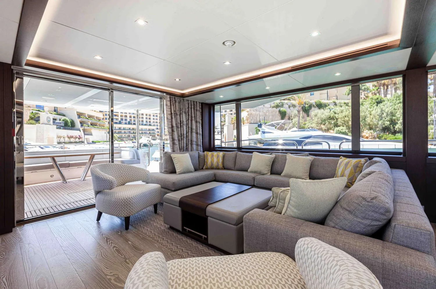 yacht-105425