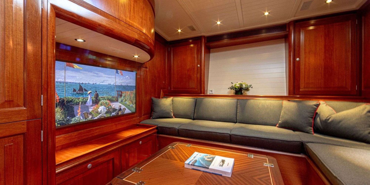 yacht-106265