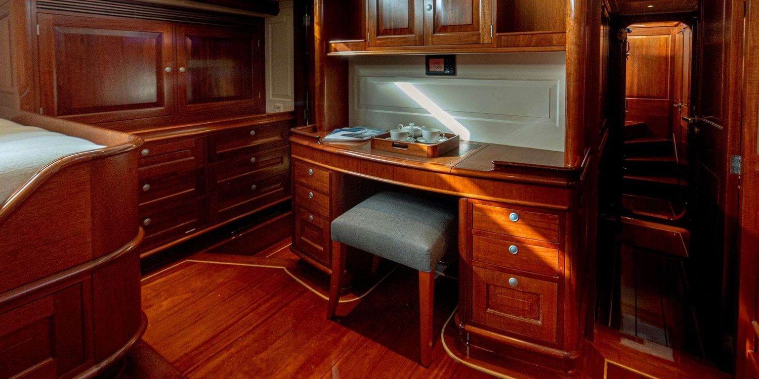 yacht-106258