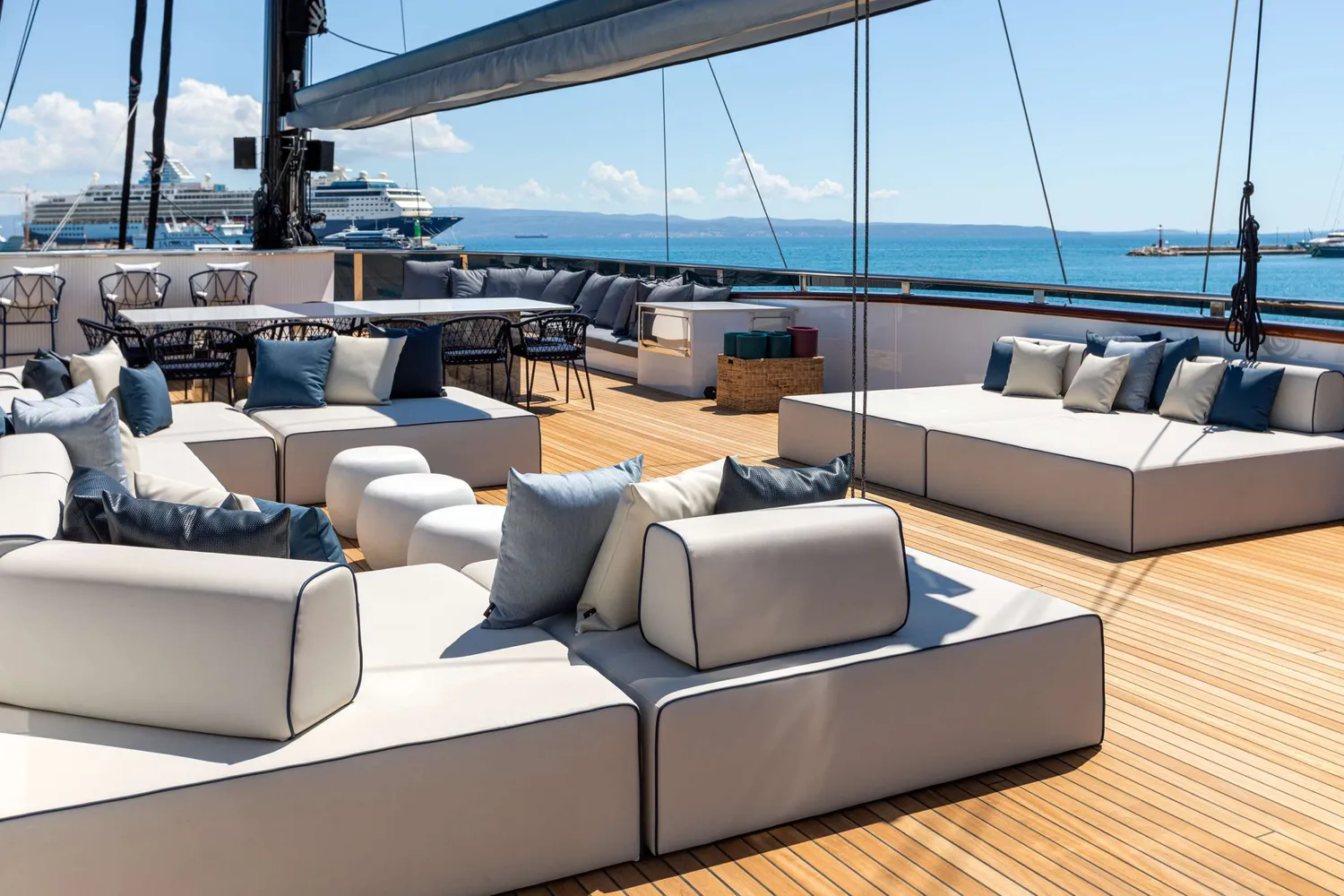yacht-106365