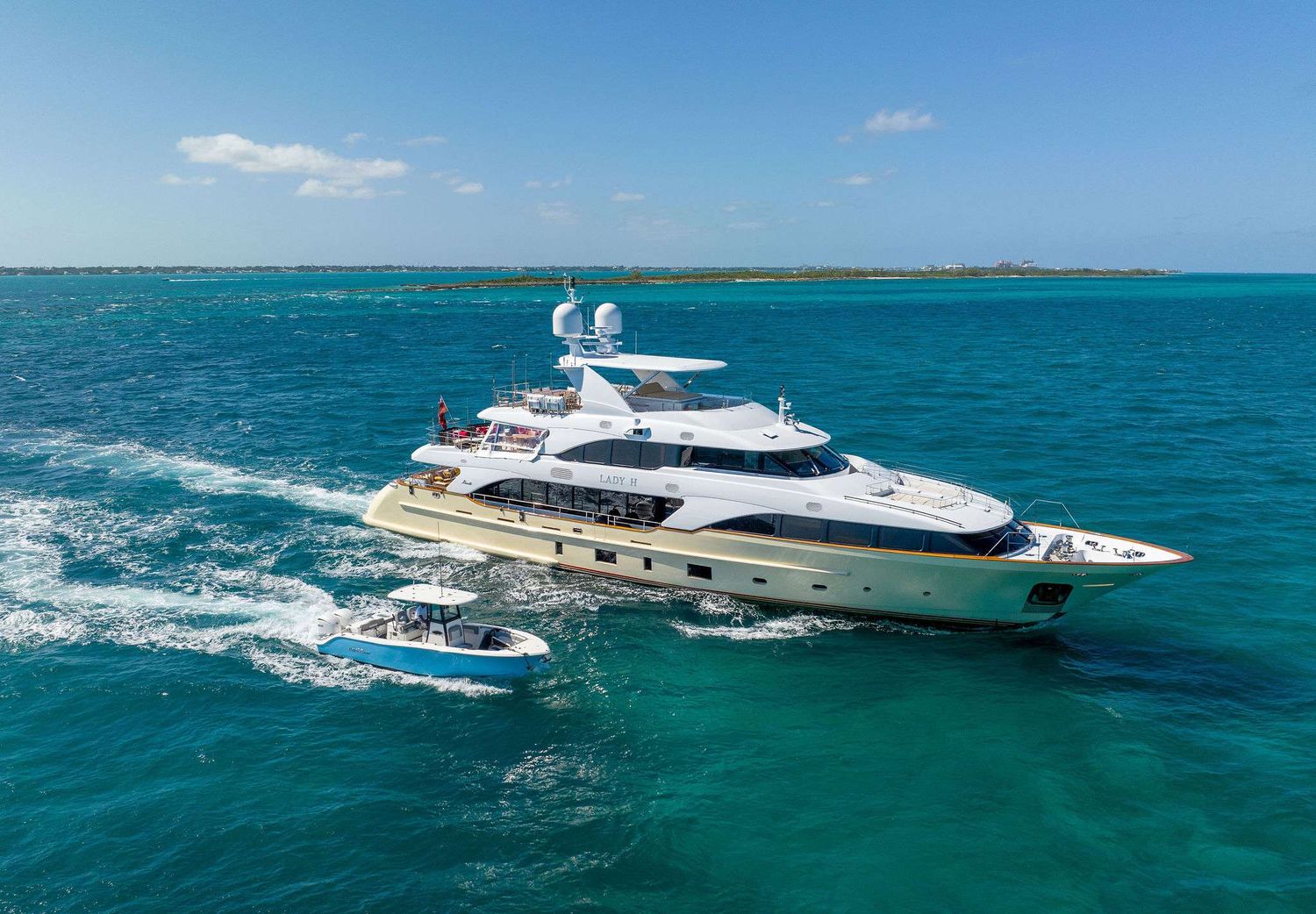 yacht-106563