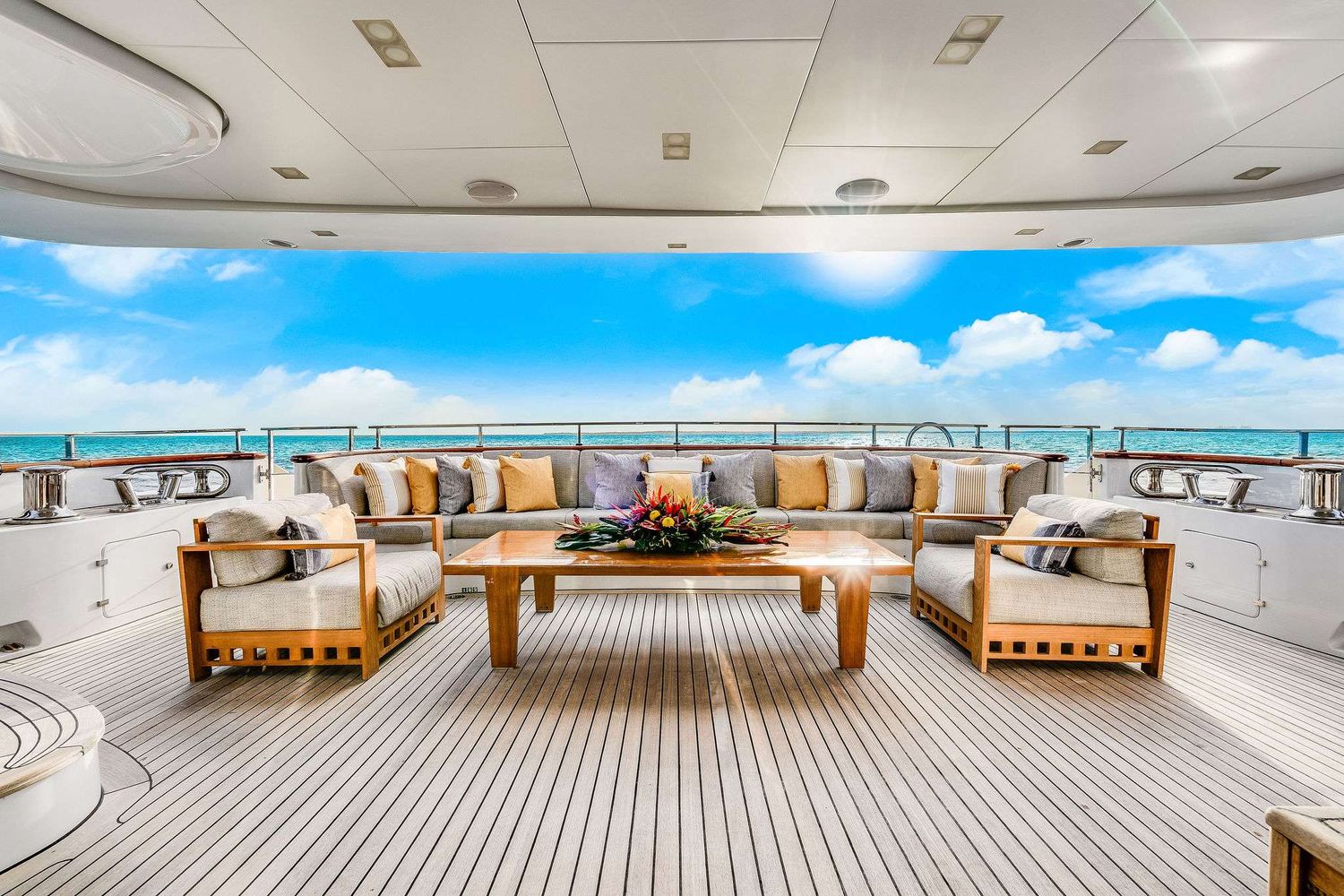 yacht-106570