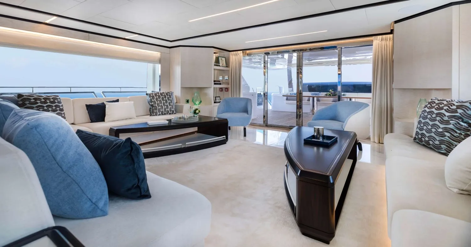 yacht-106736