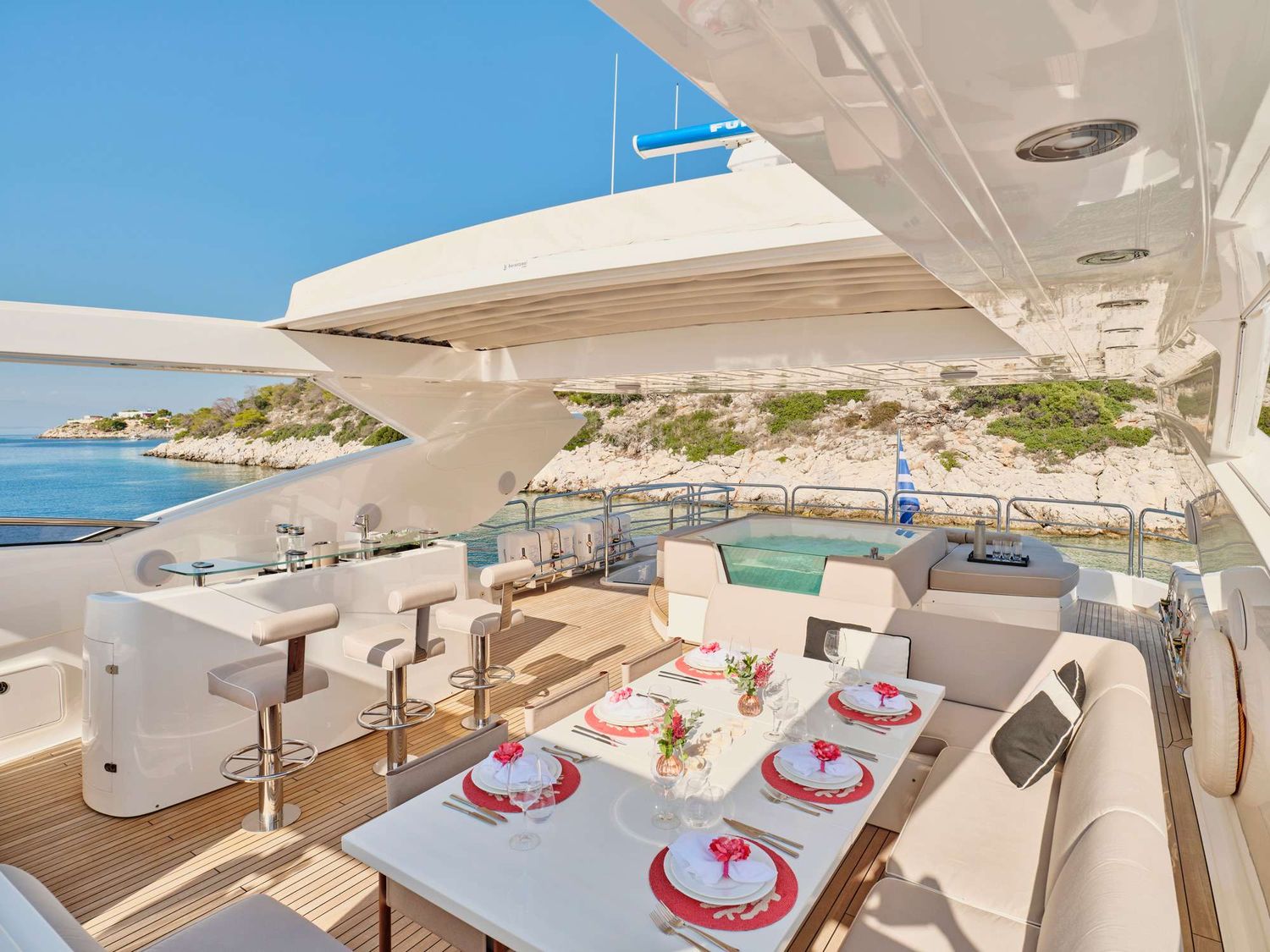 yacht-146023