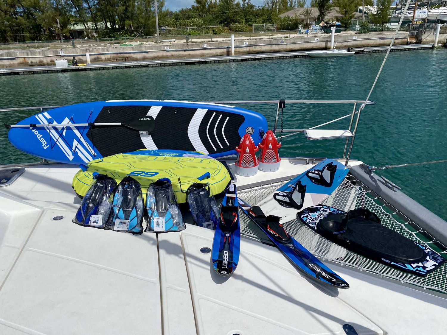 yacht-106886