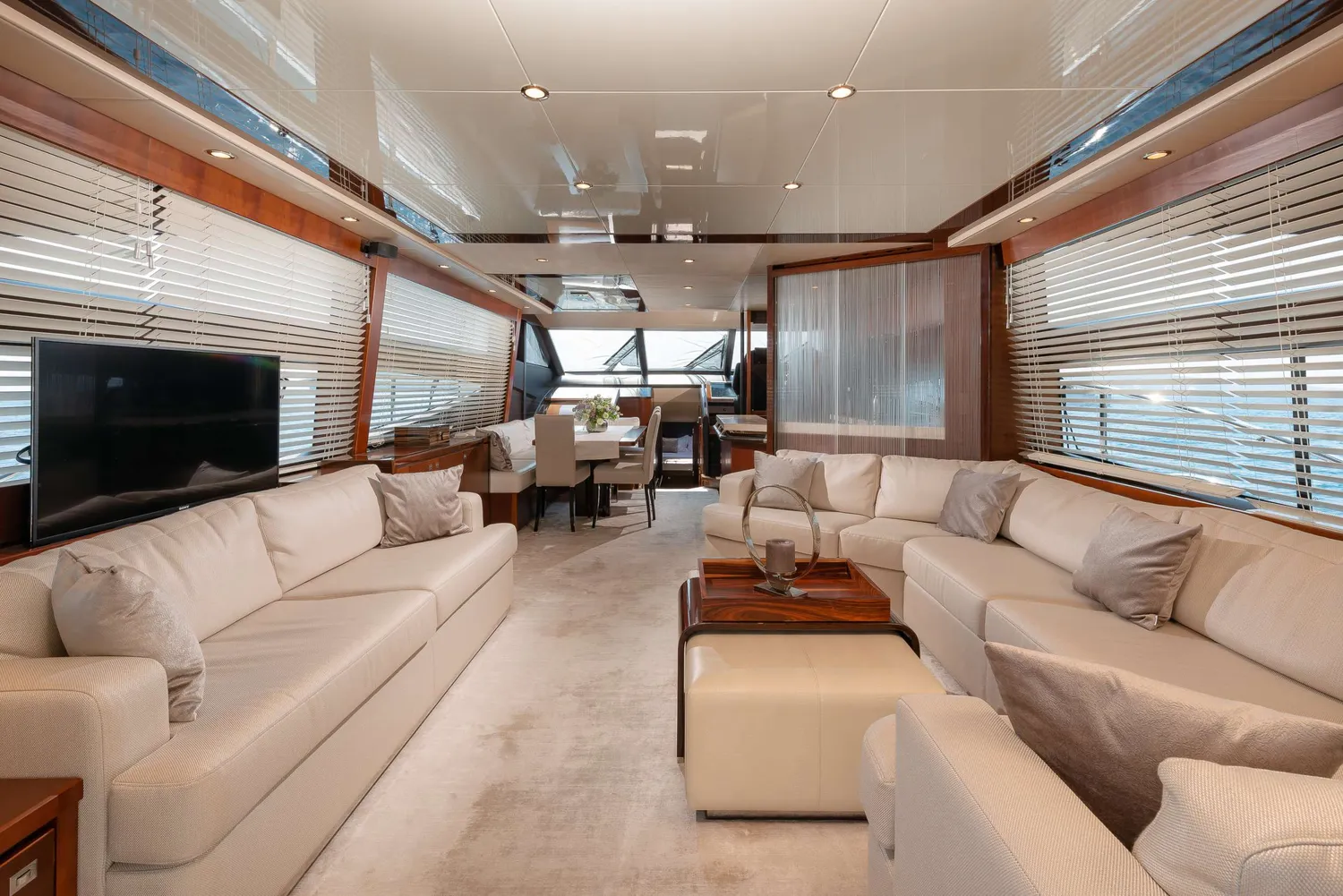 yacht-106973