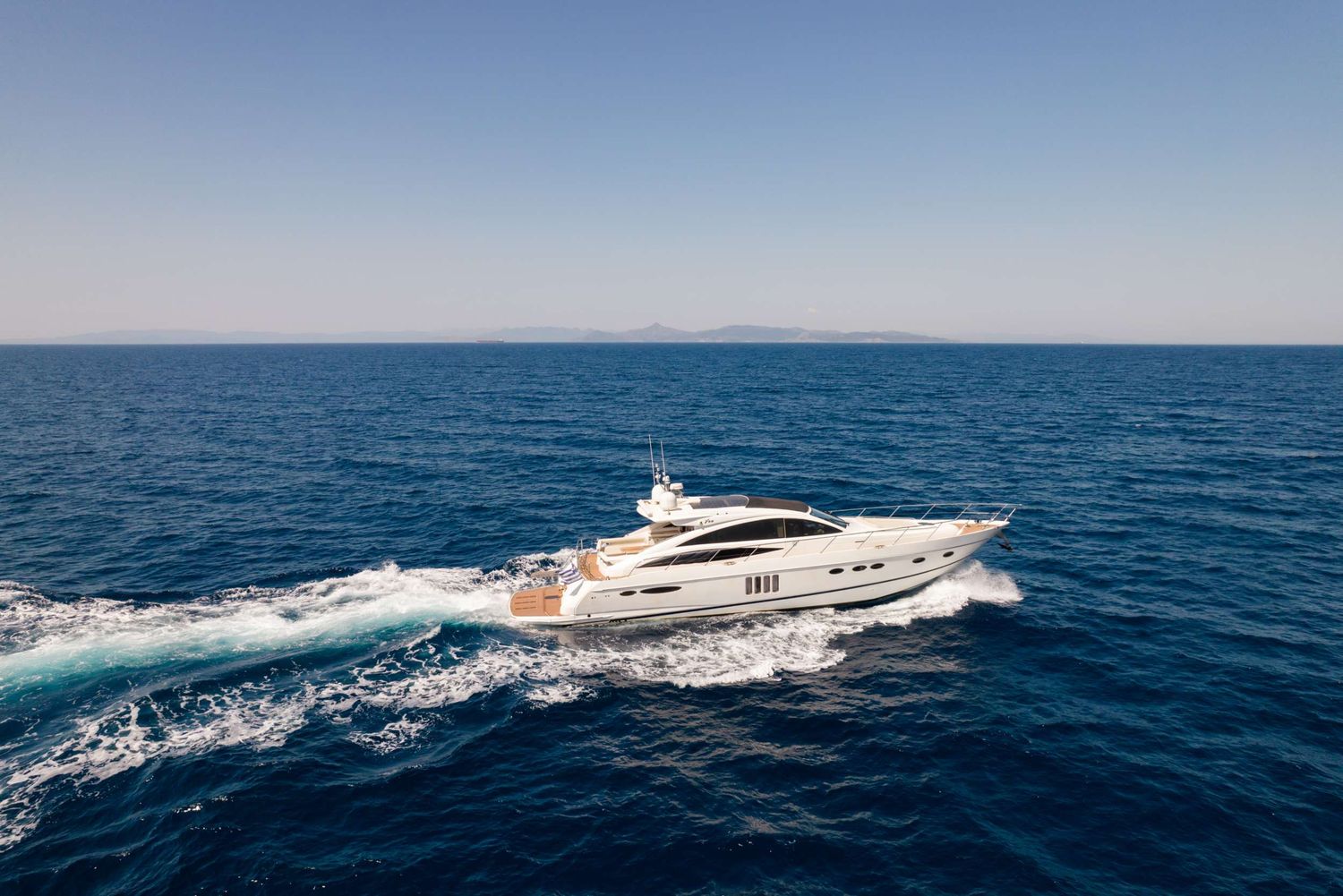 yacht-107119