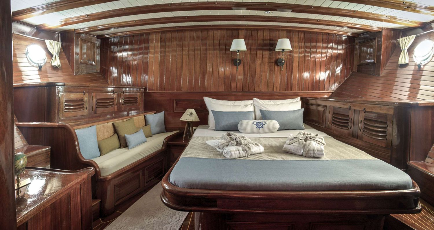 yacht-107530