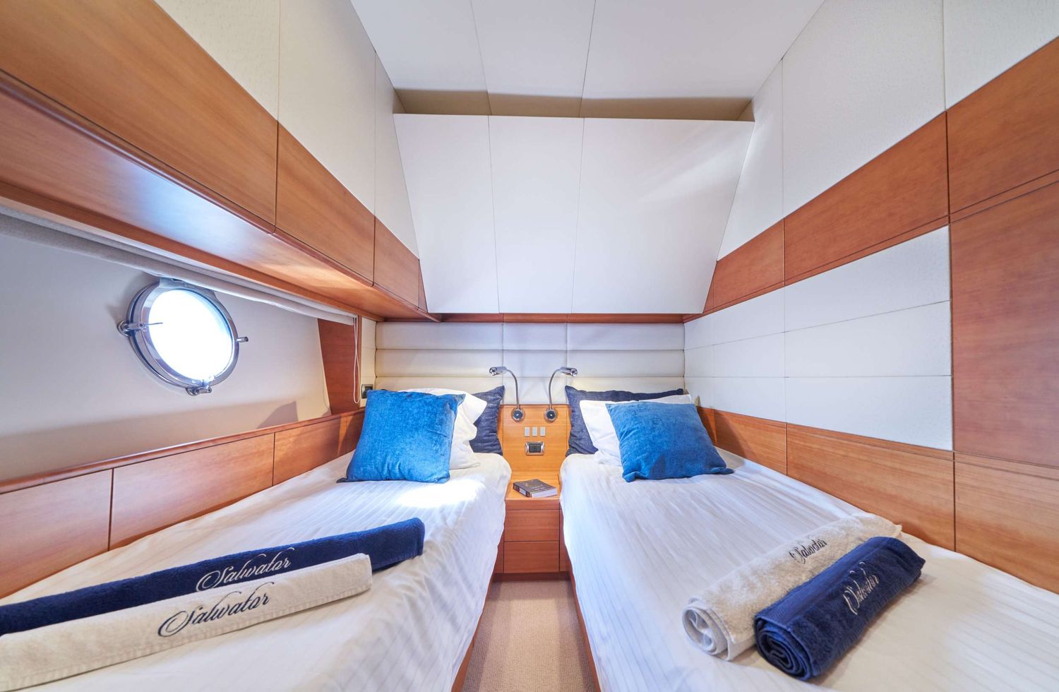 yacht-108305