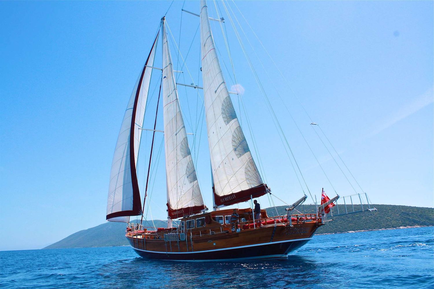 yacht-108370