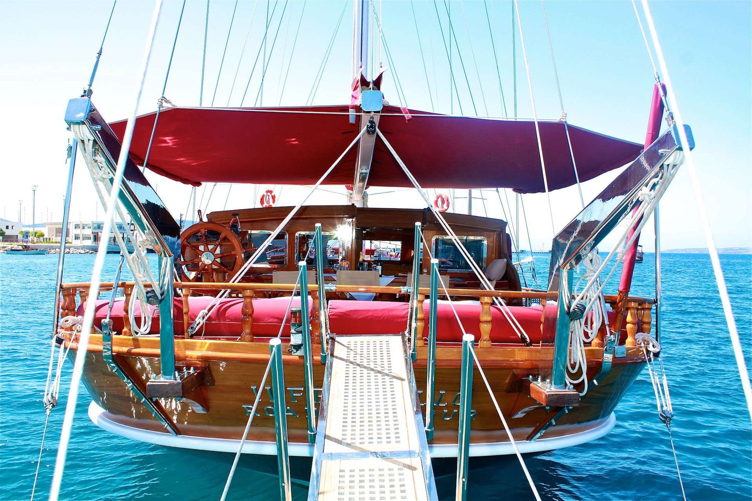 yacht-108374