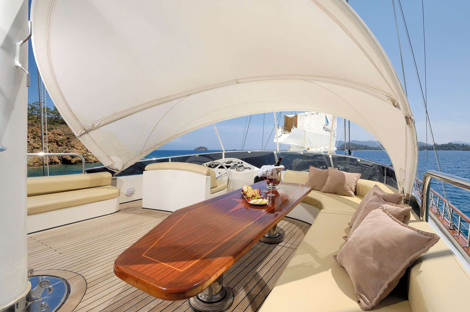 yacht-62352