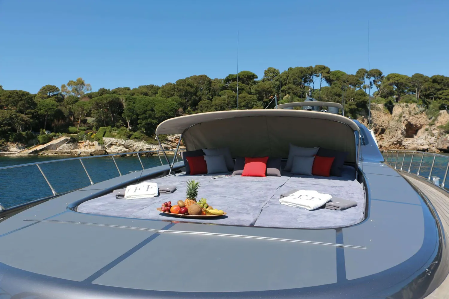 yacht-109553