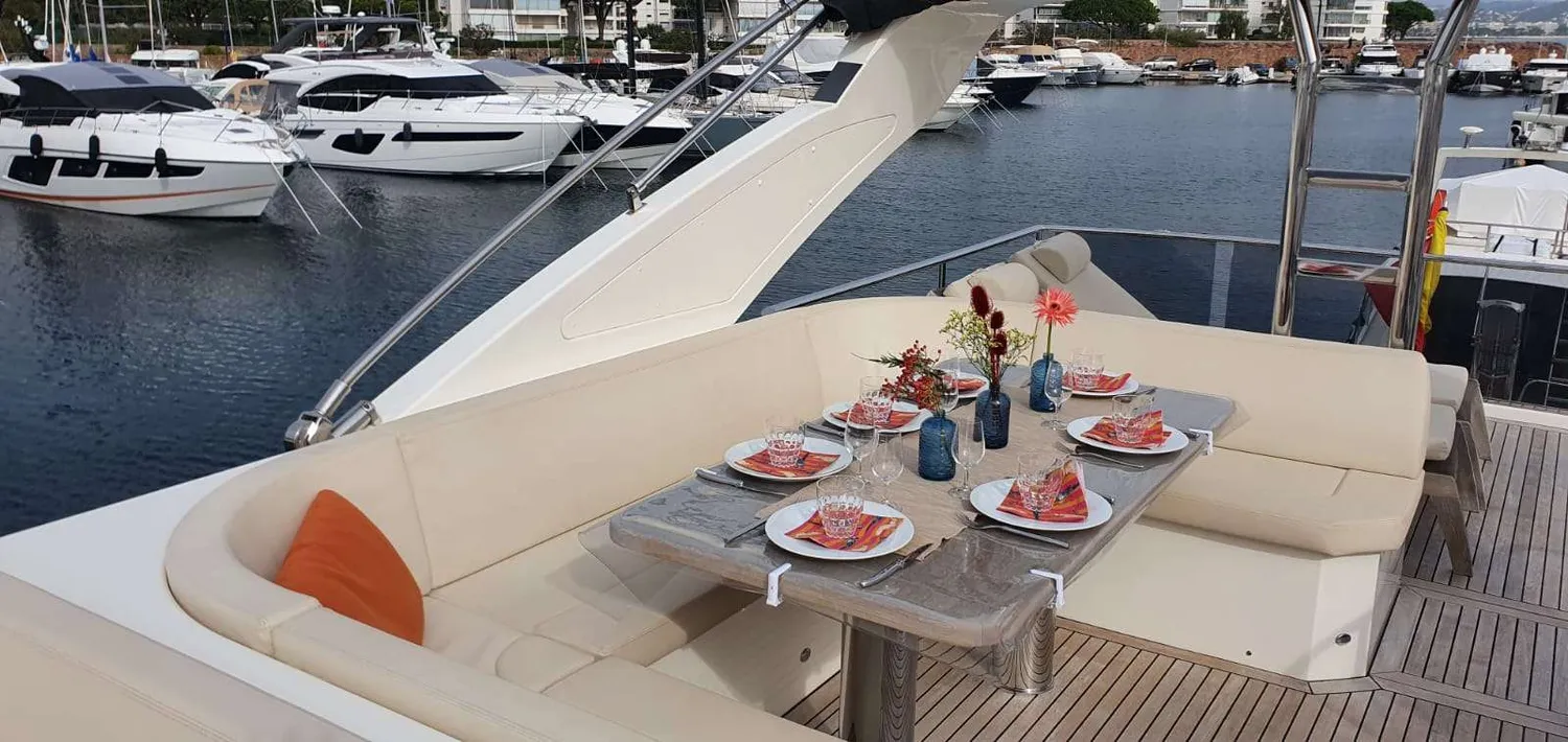 yacht-109713