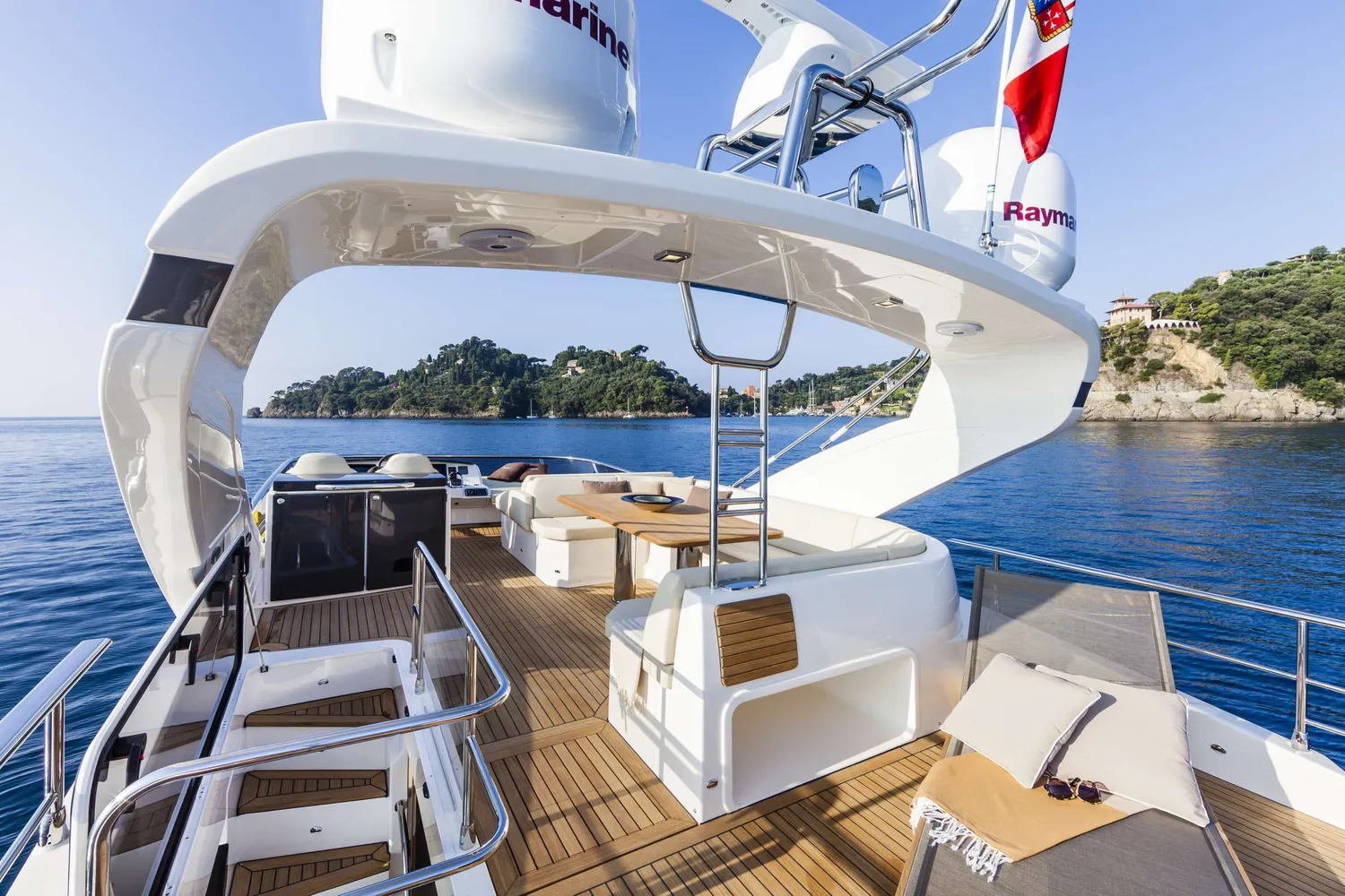 yacht-109715