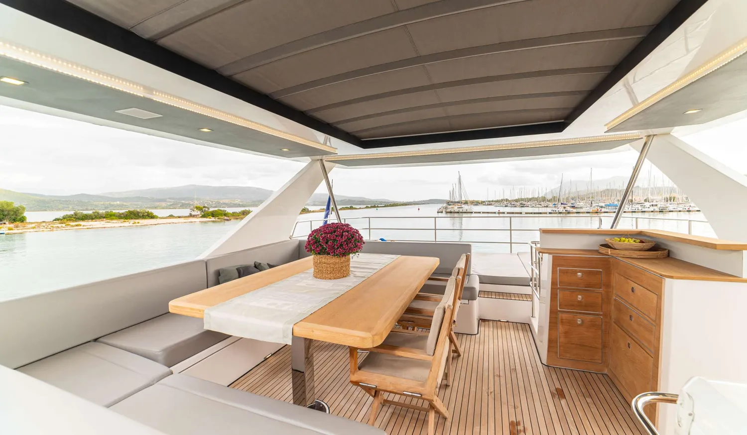 yacht-353652