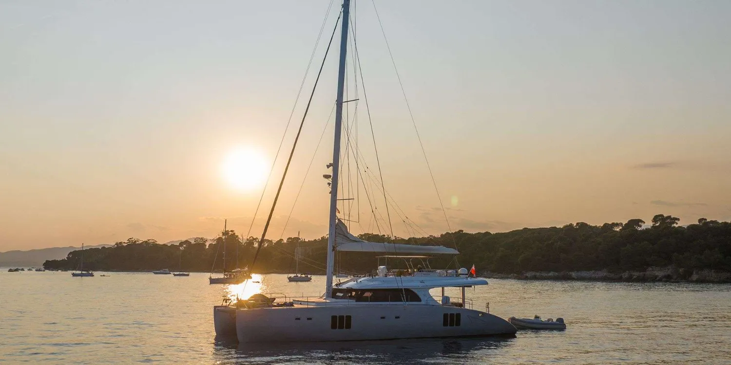 yacht-110307