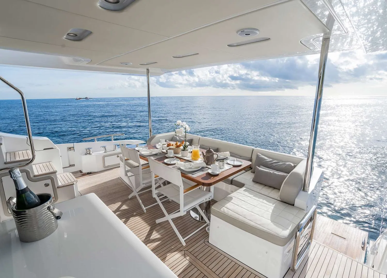 yacht-110334