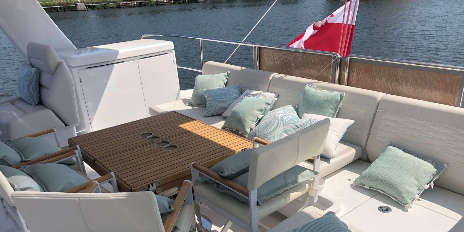 yacht-110470