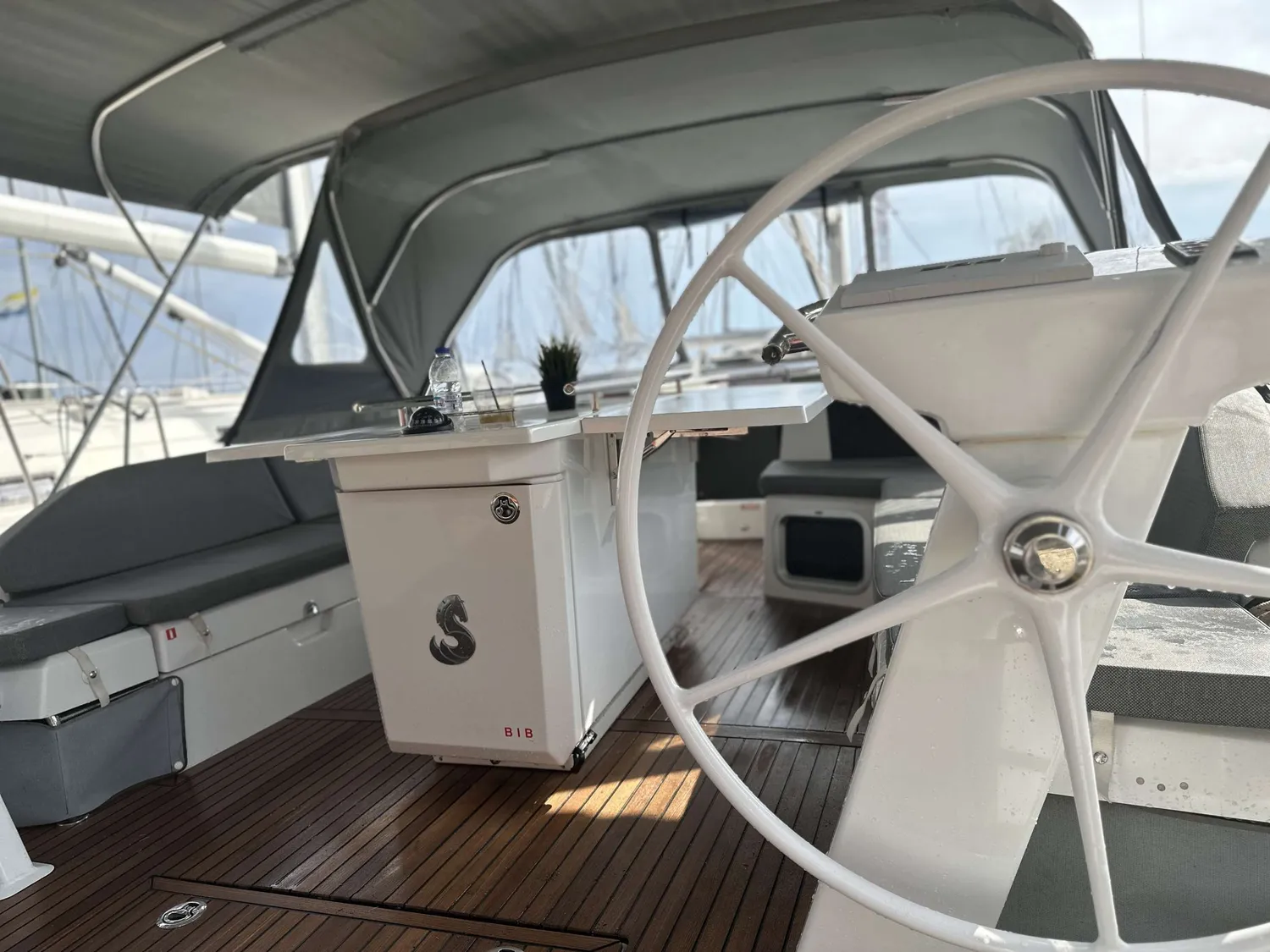 yacht-110877