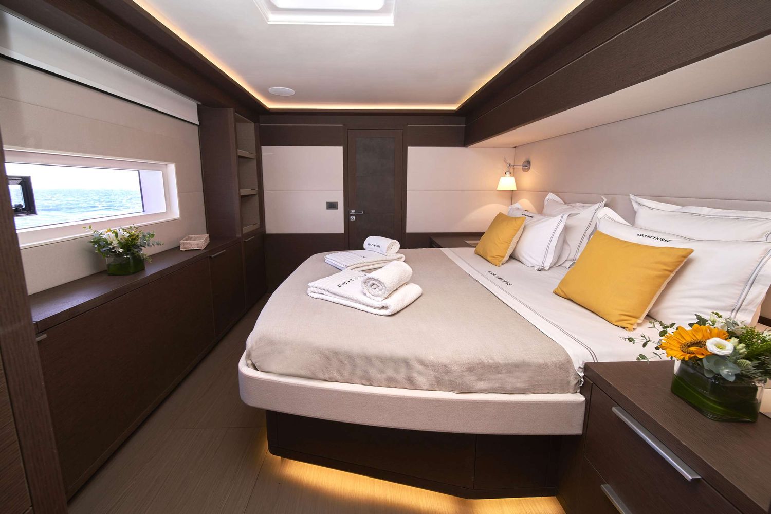yacht-146239