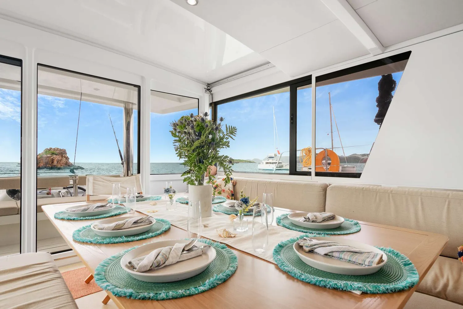 yacht-111697