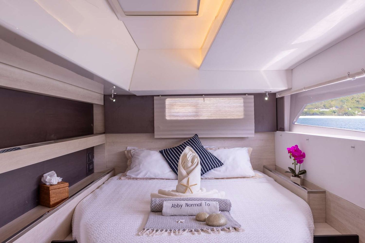 yacht-472877