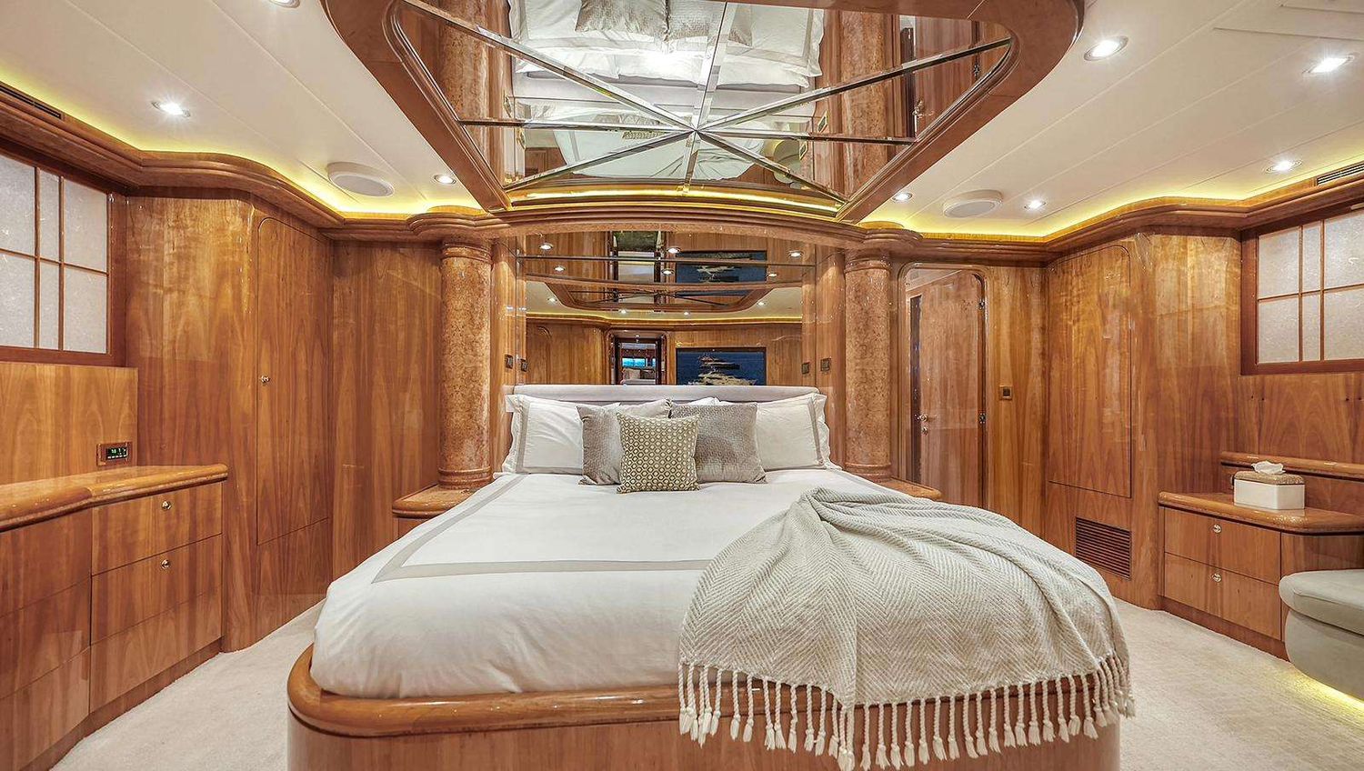 yacht-130040
