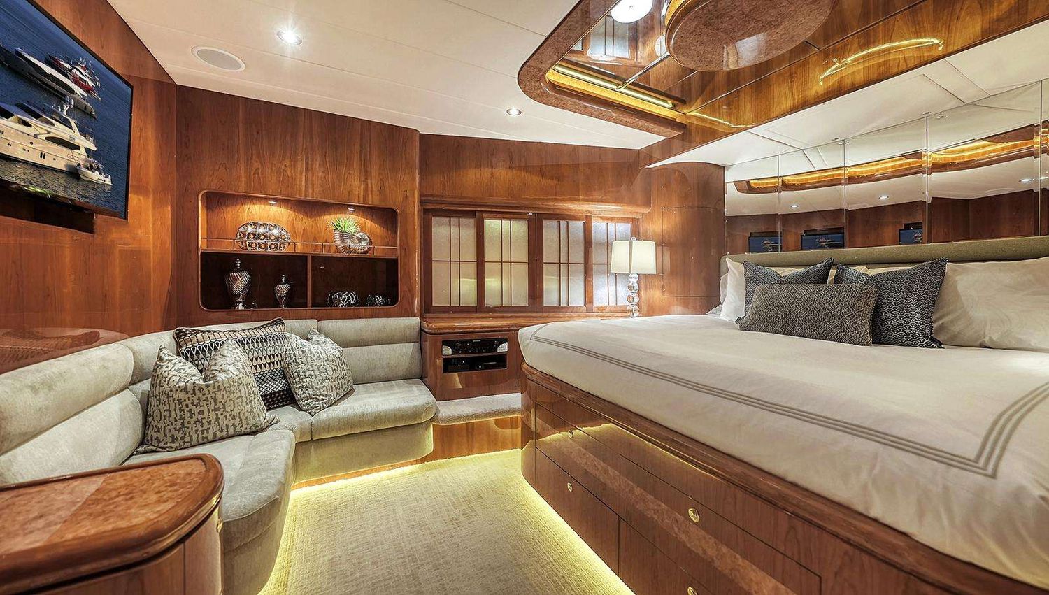 yacht-130042