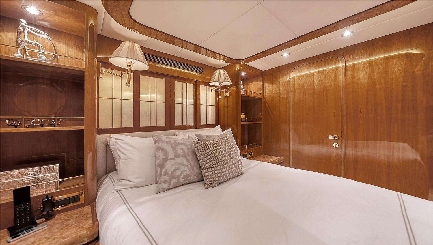 yacht-130043