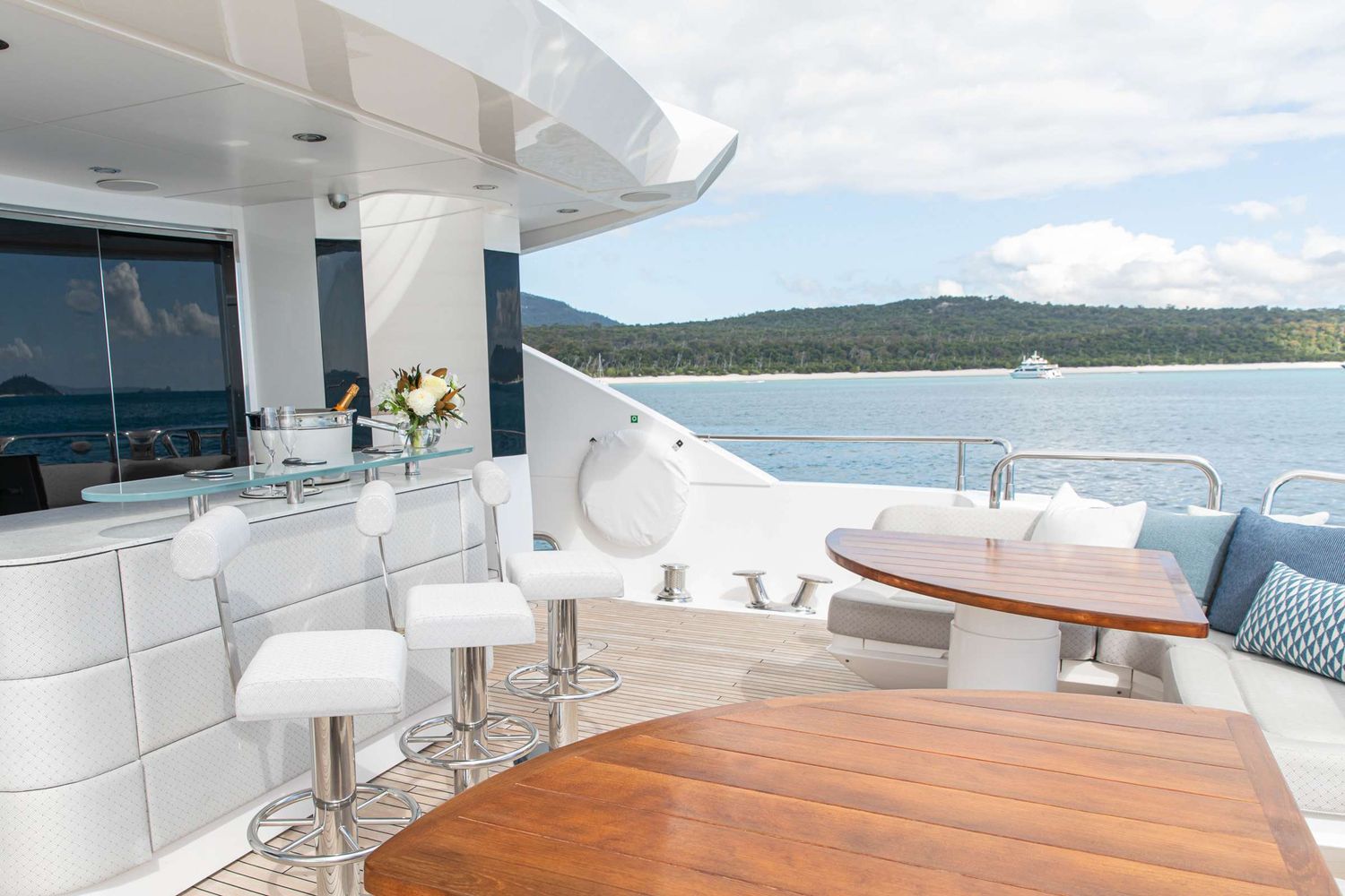 yacht-129850