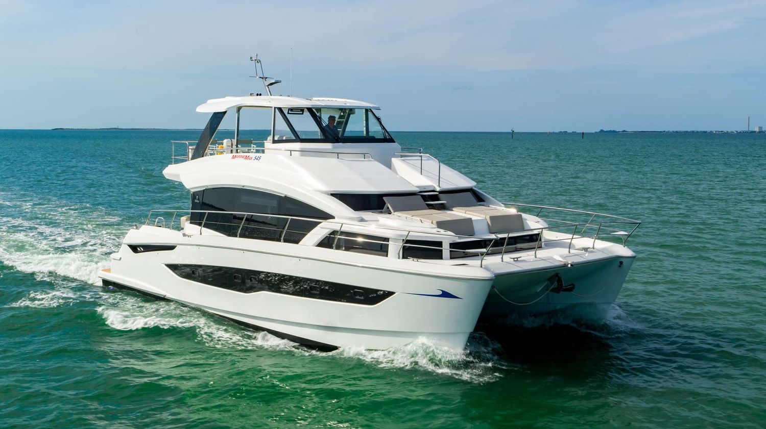 yacht-157735