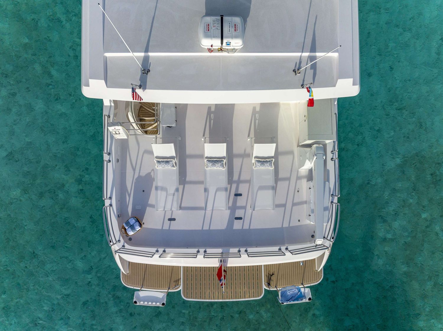 yacht-136303