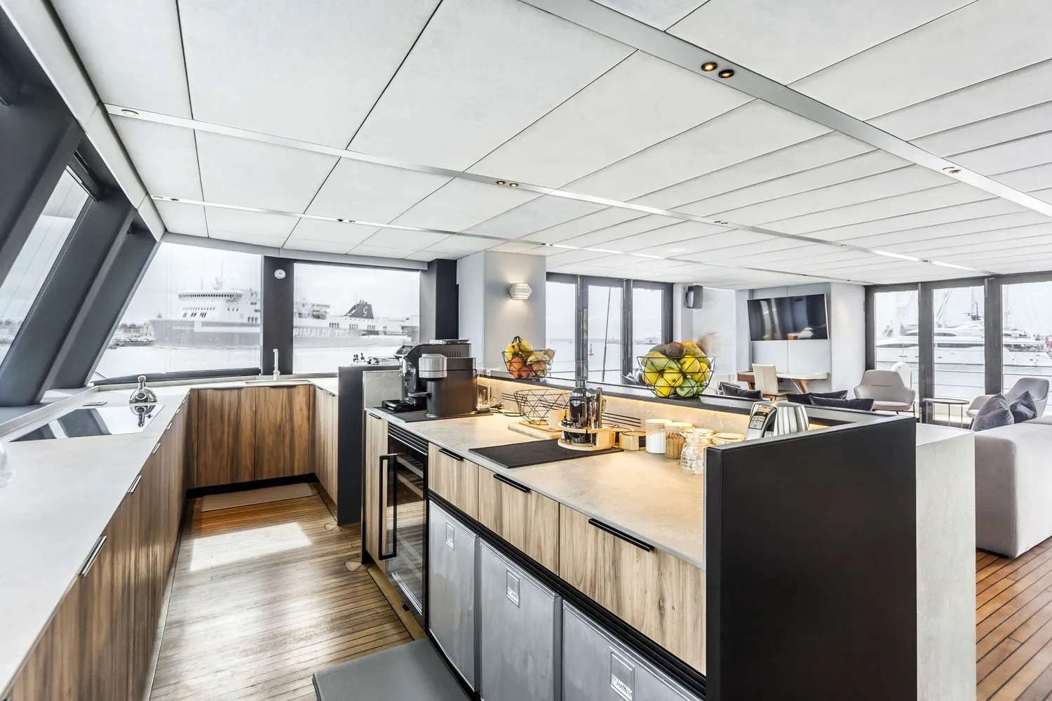 yacht-145642