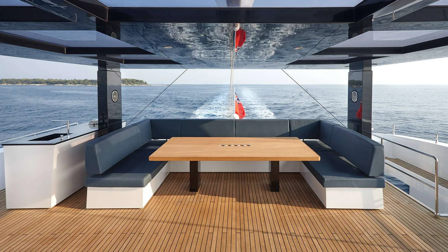 yacht-145644