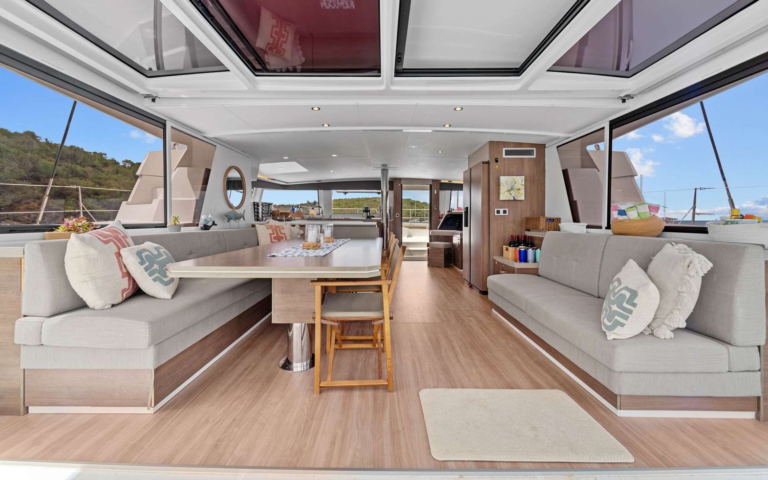 yacht-351708