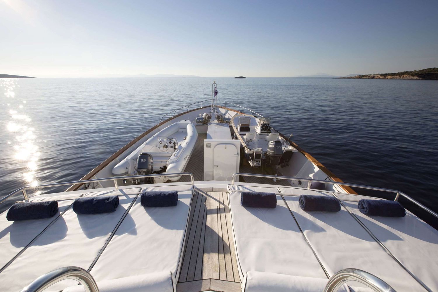 yacht-138023