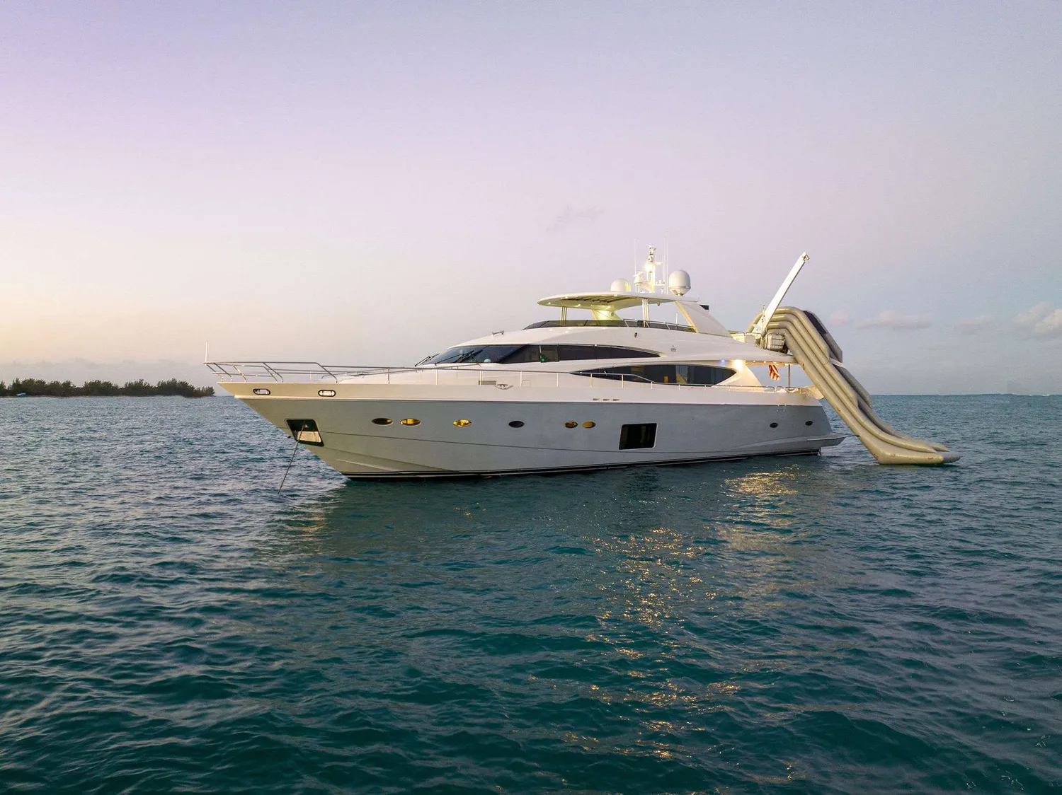 yacht-141210