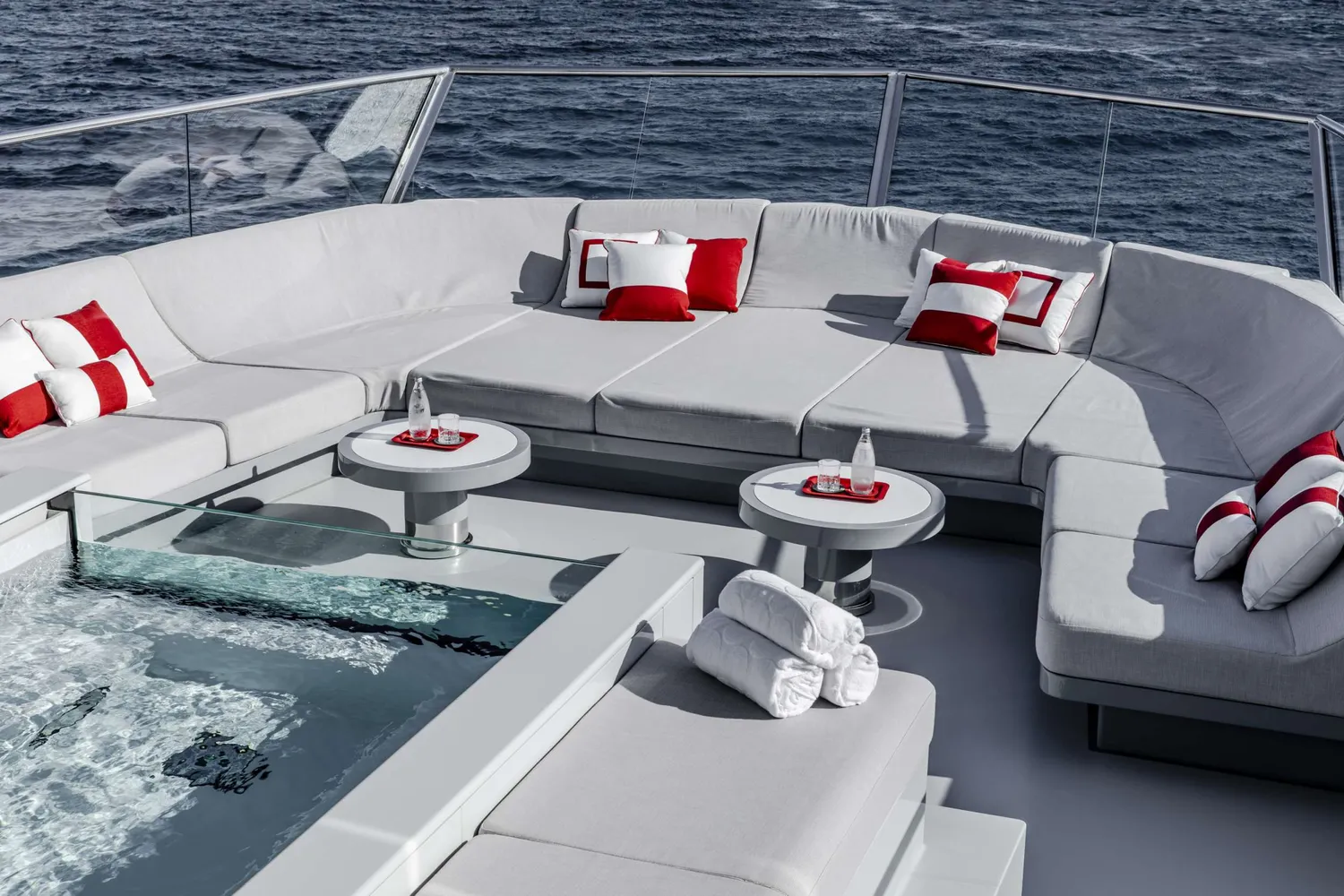 yacht-142659