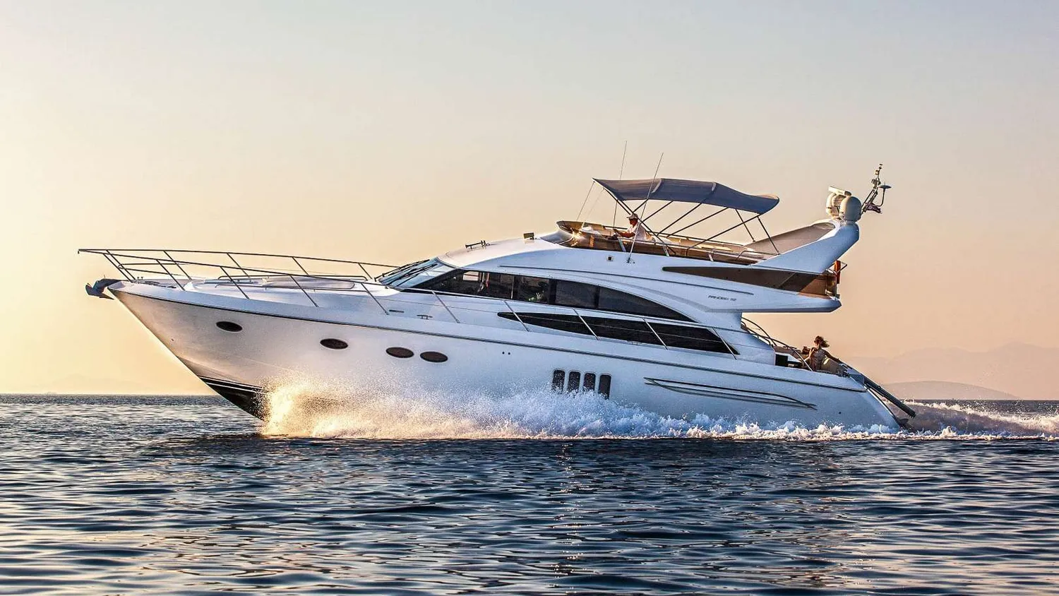yacht-143538