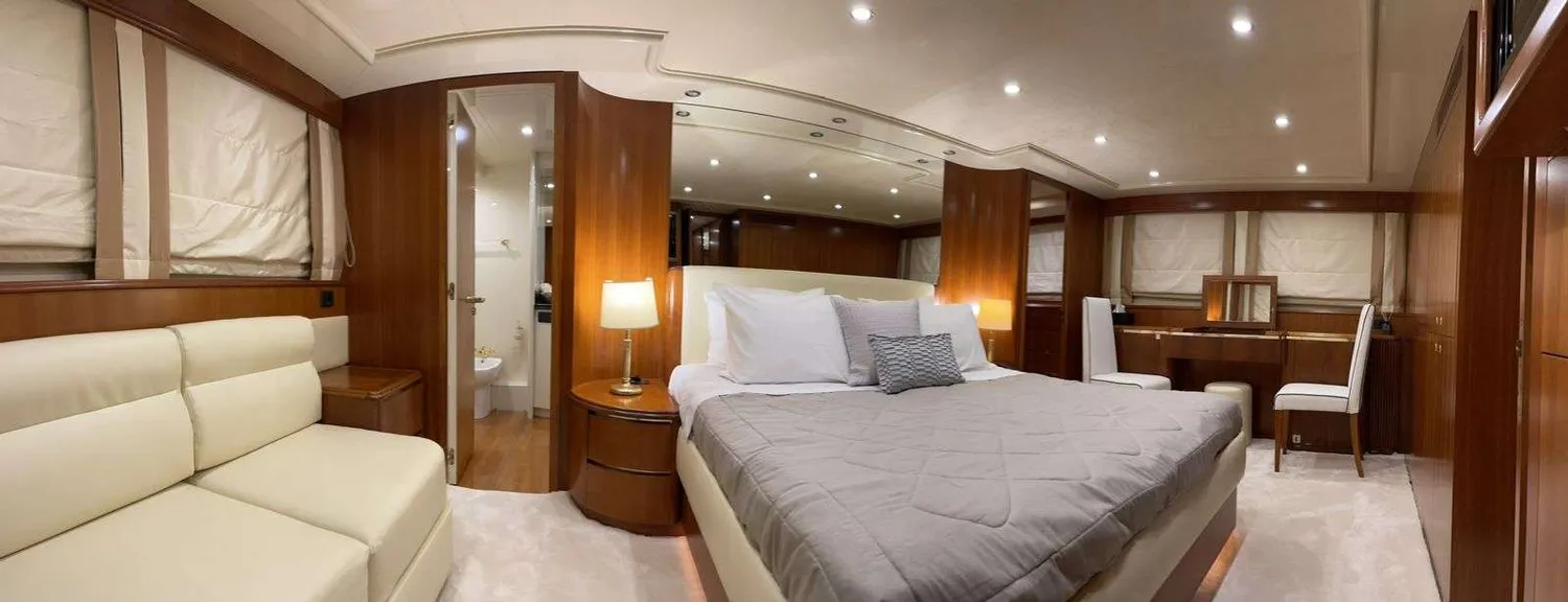 yacht-147608