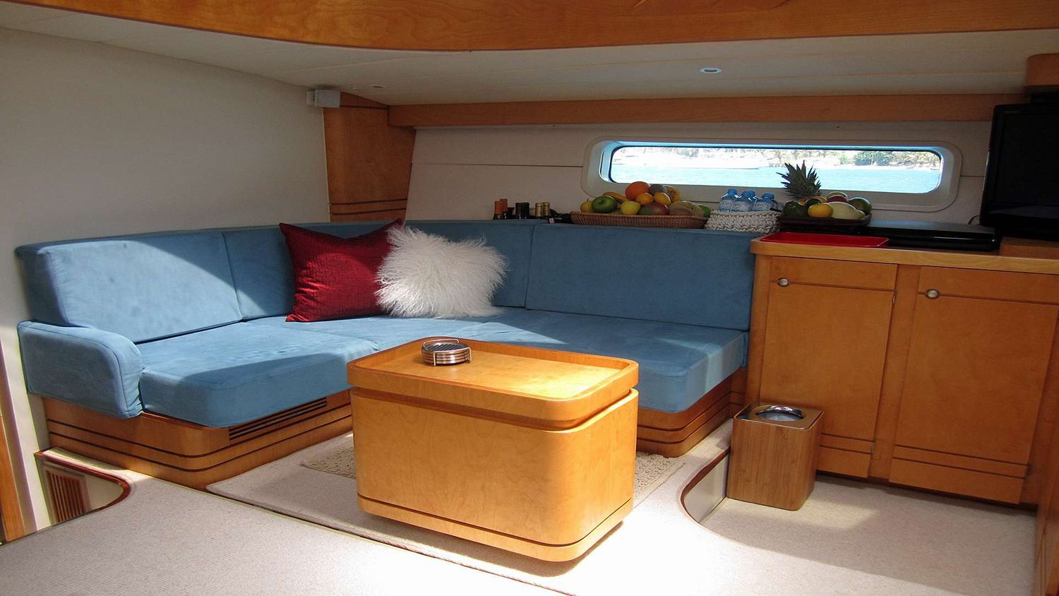 yacht-161037