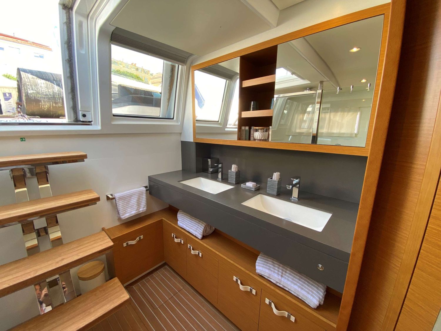 yacht-147821