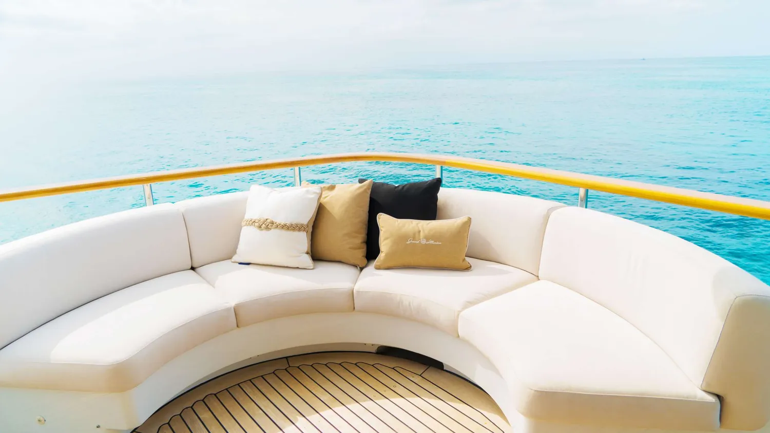 yacht-154854