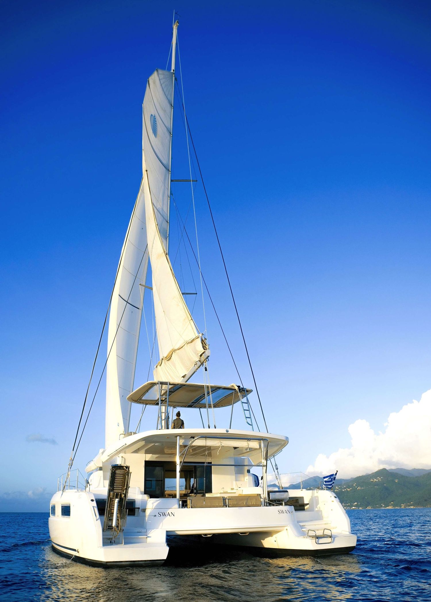 yacht-381322